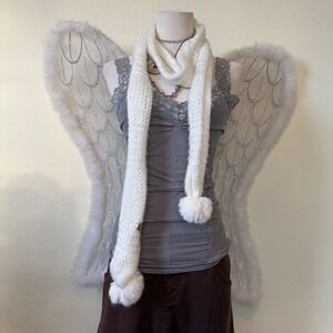 Skinny Girly Grunge White Knit Scarf Pom Poms Chunky Cozy Angelcore Kawaii Cute